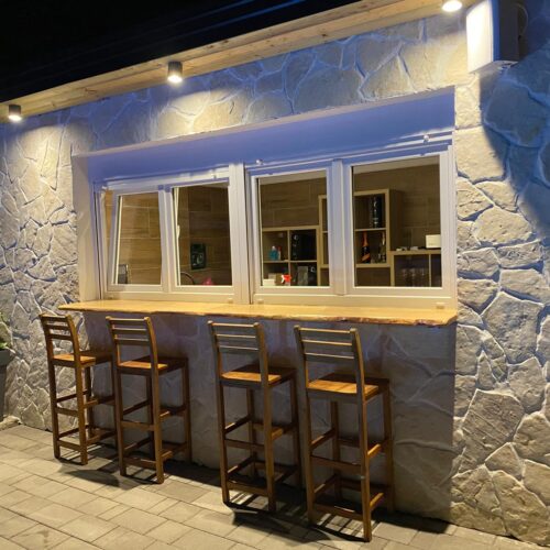 4 TREES Holiday House